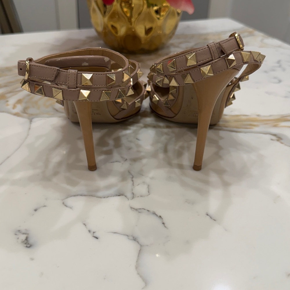 Valentino Women's Beige Patent Studded Heels - Picture 3 of 5